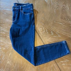 Old Navy Rockstar Skinny Jean